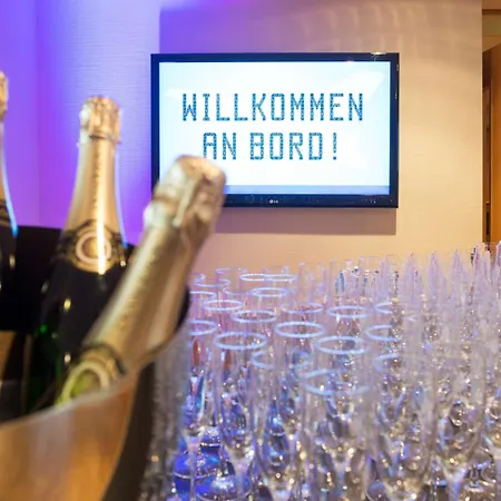 Hotel Atlantic Airport 4*