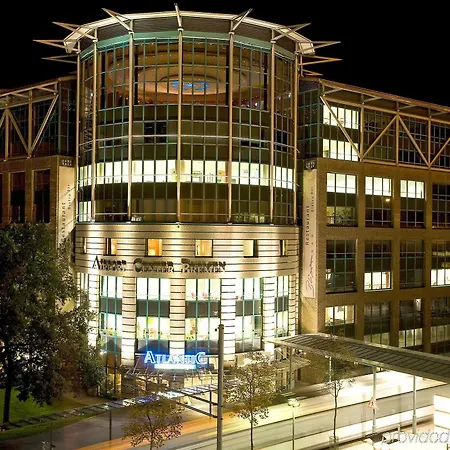 Atlantic Airport Hotel 4*