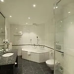 Hotel Atlantic Airport