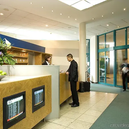 Atlantic Airport Hotel 4*