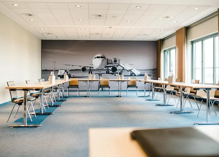 Hotel Atlantic Airport 4*