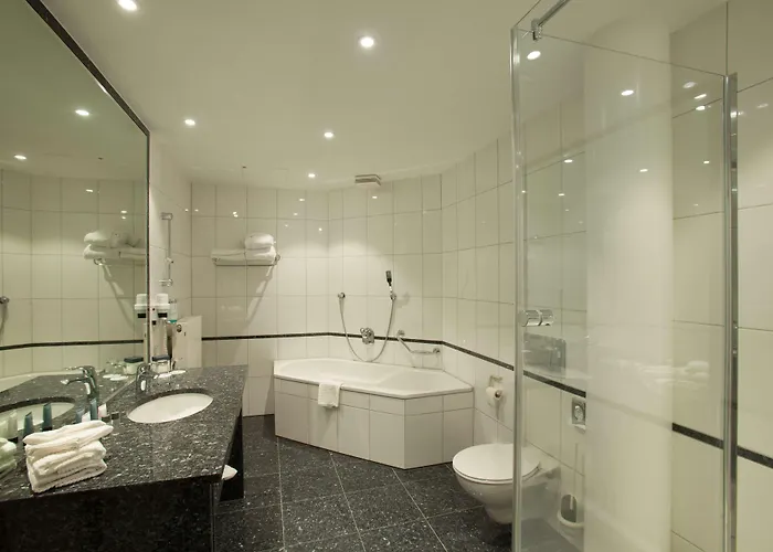 Hotel Atlantic Airport