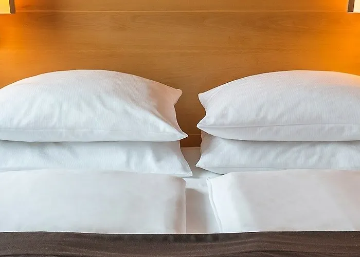 Atlantic Airport Hotel 4*